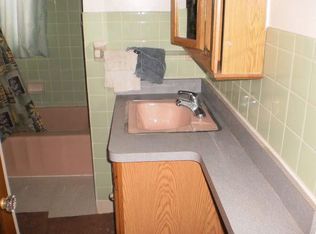 4122 Pineport Rd, Bridgeport, MI 48722