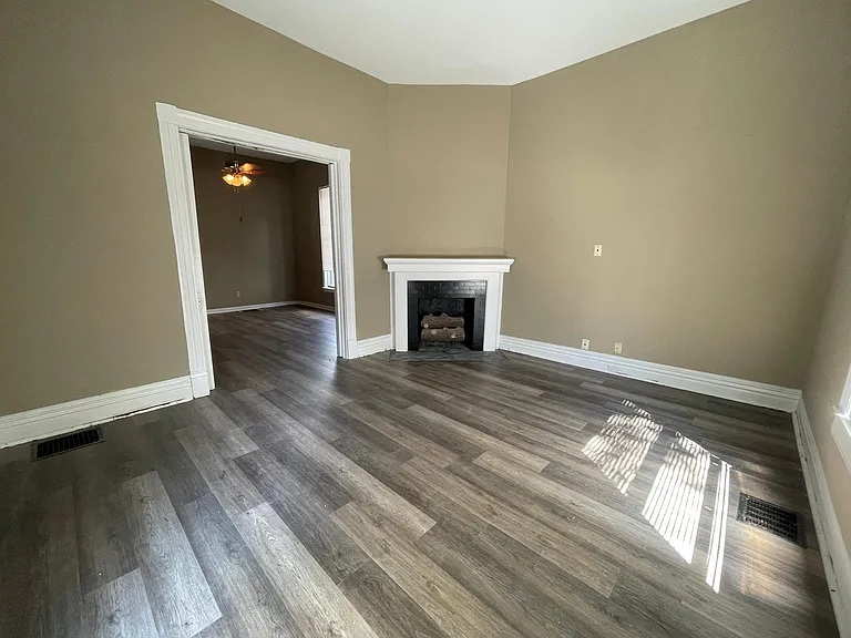 2117 Grinstead Dr #2 — Photo 5