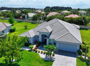 4725 Four Lakes Cir SW, Vero Beach, FL 32968