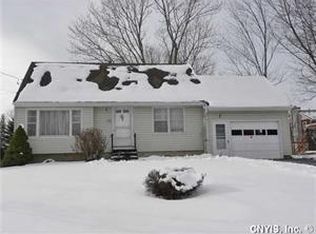 102 Osborne Dr, East Syracuse, NY 13057