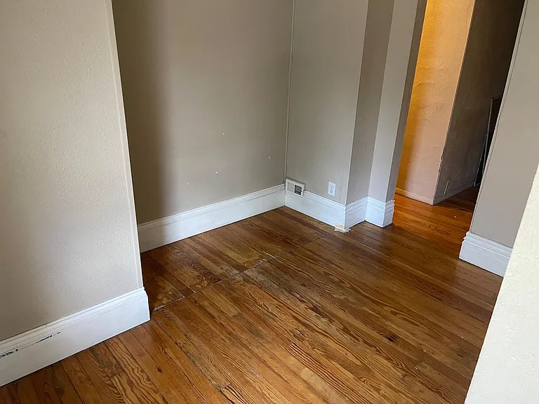 1342 York St #2 — Photo 3