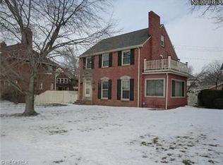 1555 Riverside Dr, Lakewood, OH 44107