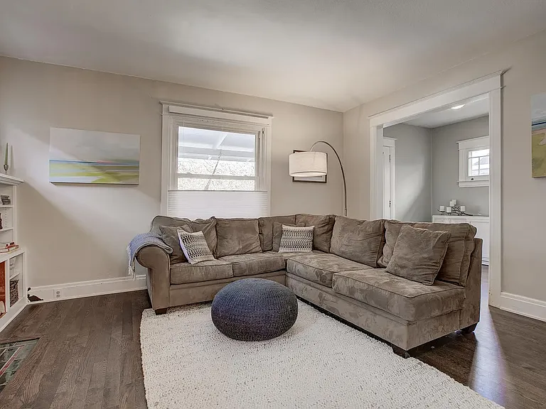 970 S Pearl St — Photo 14