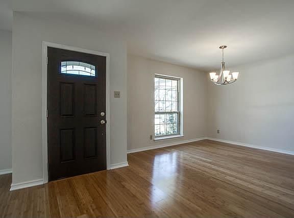 3rd image of 9445 Arborhill Dr
