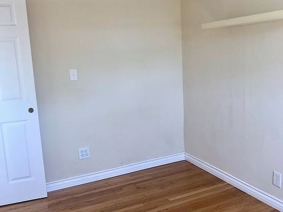 5th image of 2534 Cedar Ave #203B