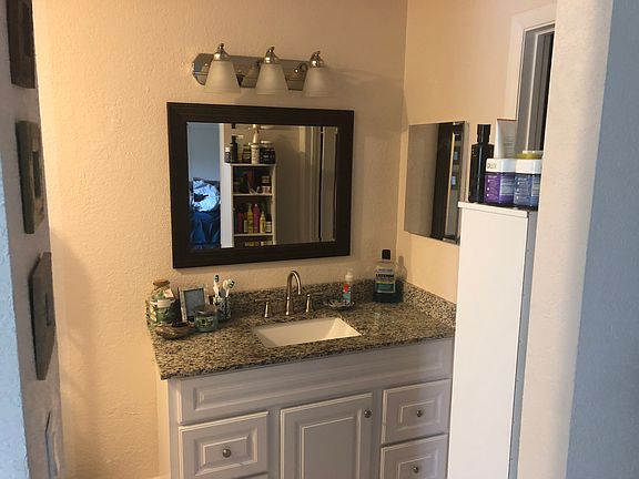 2nd image of 3627 Carambola Cir N