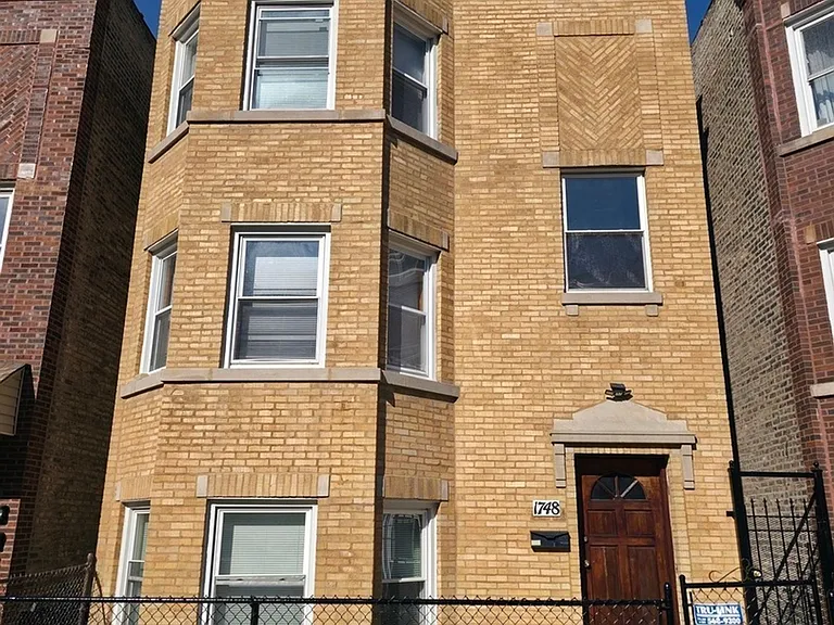 1748 N Keystone Ave — Photo 24