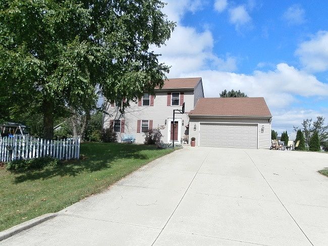 1st image of 6620 Lorraine Cir