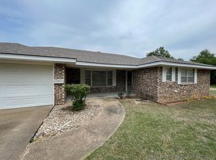 818 S Dungan Ave, Cushing, OK 74023