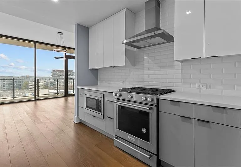 788 W Marietta St #806 — Photo 14