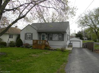 41 Cyrus Ave, Hubbard, OH 44425