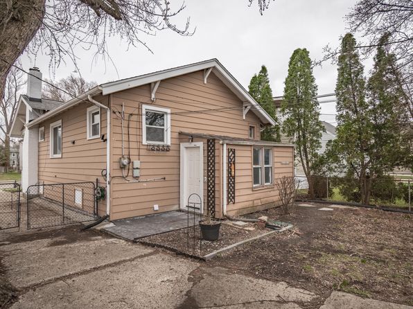 880 Harvard Rd, Berkley, MI 48072