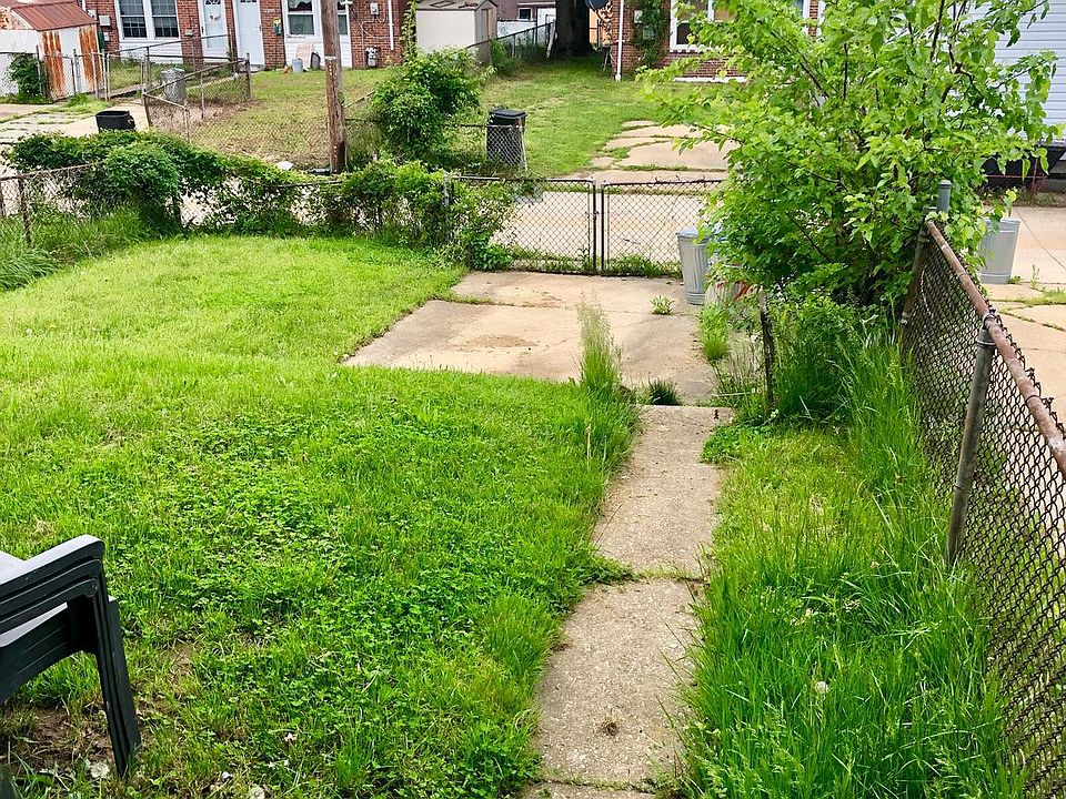 2nd image of 7912 Eastdale Rd