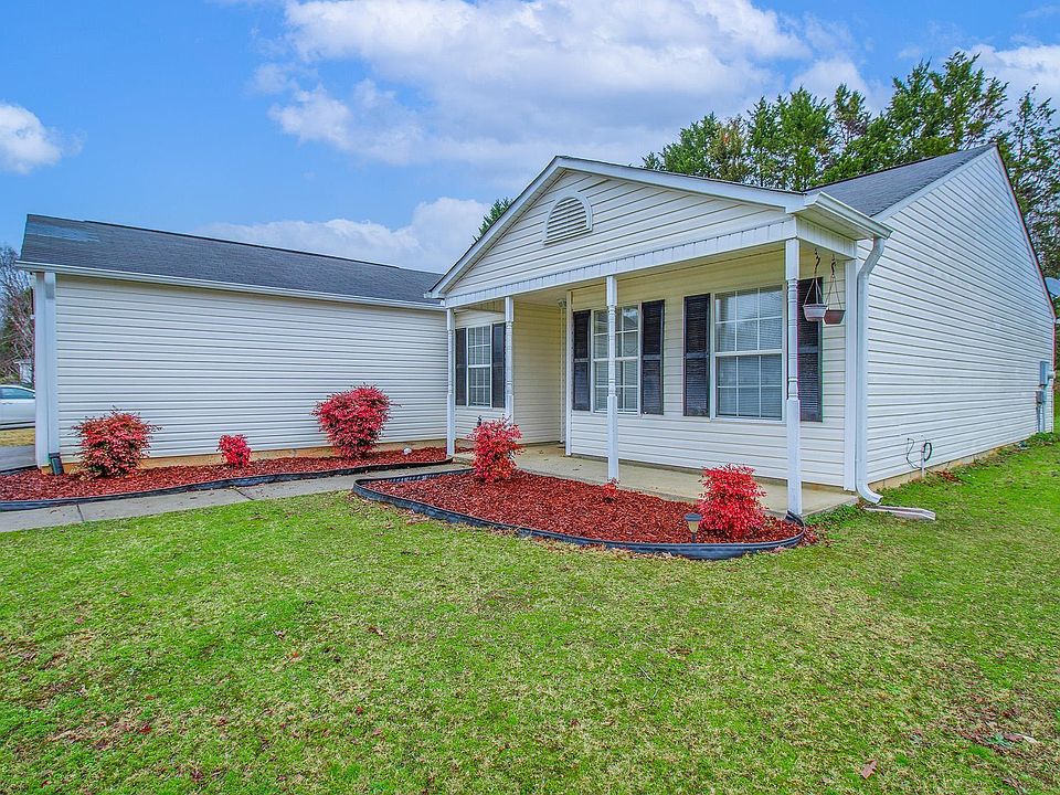 2 Cattle Ct, Simpsonville, SC 29681 Zillow