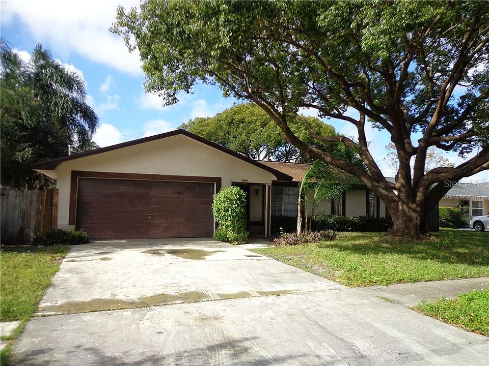 1st image of 1832 Sharondale Dr