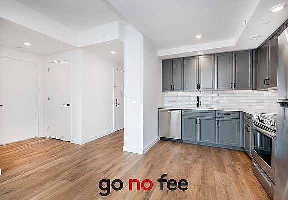 4th image of 251 W 117th St #10GG