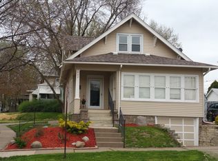 402 Park Dr, Muscatine, IA 52761
