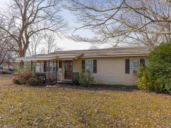 141 Fannie Dr, Brighton, TN 38011