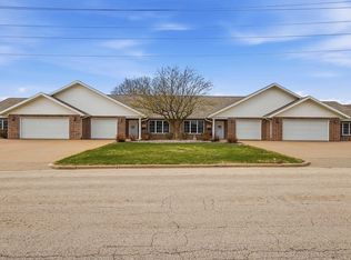 311-313 S Clinton St #315, Cuba City, WI 53807