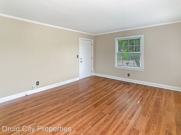 3rd image of 632 18th St
