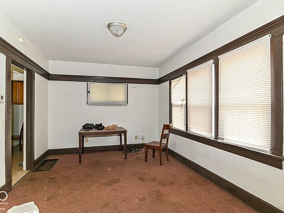5th image of 520 N Dearborn St