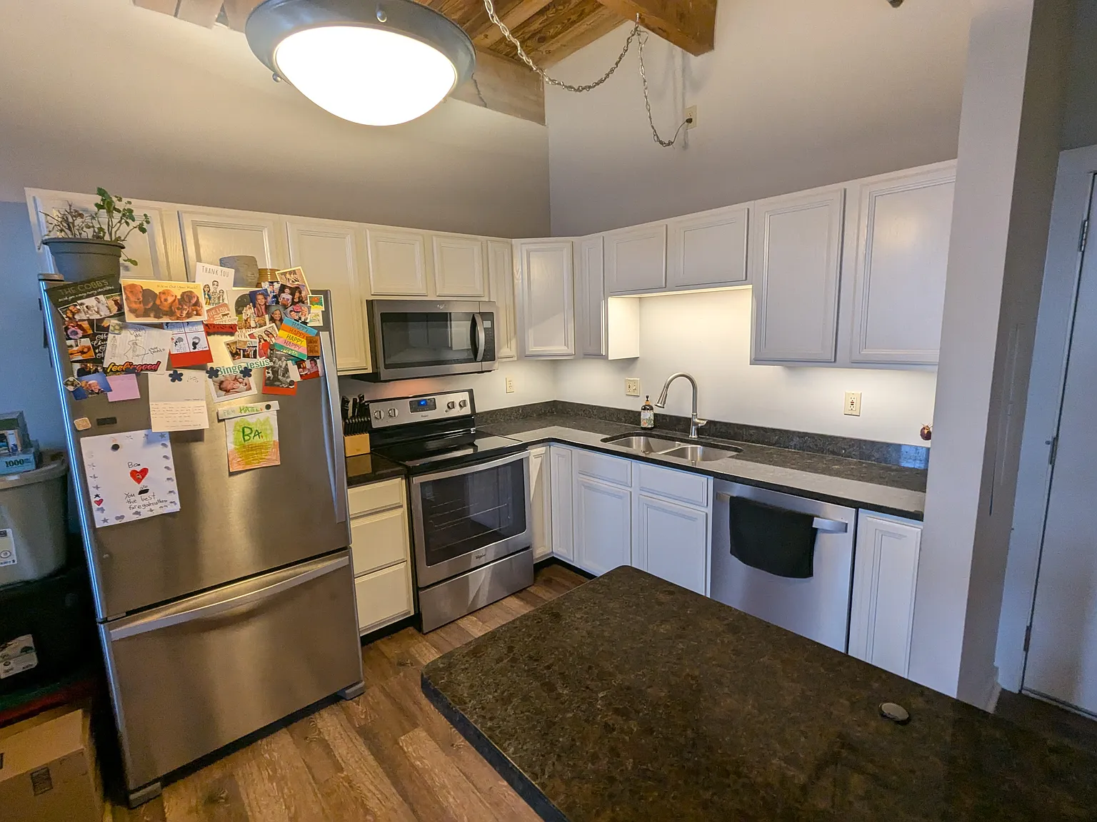 1 bed, 701 sqft, $1,725 — Photo 3