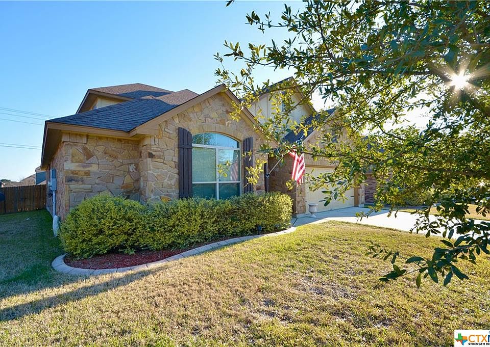 1st image of 808 Siena Ct