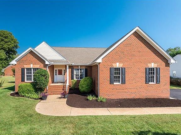 2nd image of 8060 Rose Hill Dr