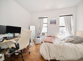 484 9th Ave #1C, New York, NY 10018