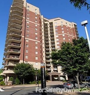 1st image of 901 N Monroe St APT 713