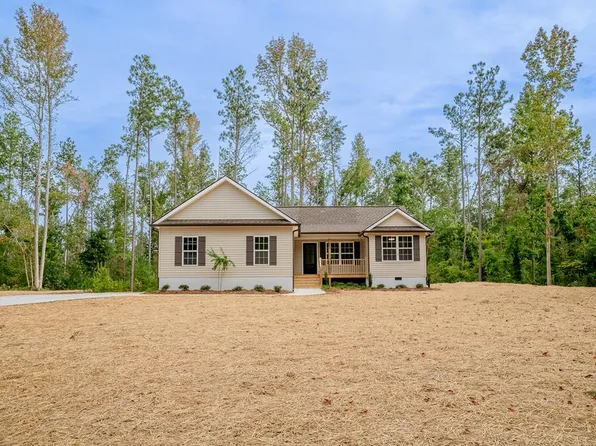 997 W Addis Rd, Tunnel Hill, GA 30755