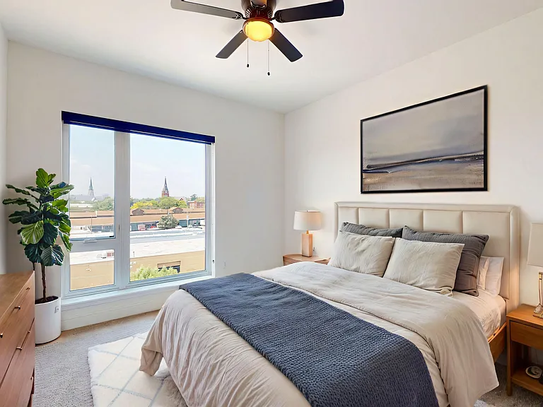 1046 Russell Blvd #1 — Photo 4