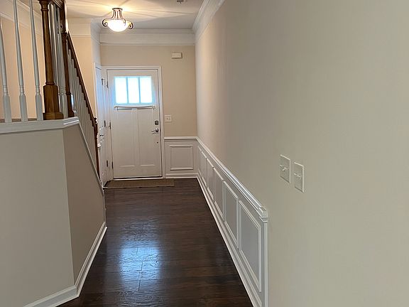 3rd image of 1809 Corwith Dr
