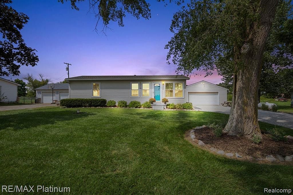 3219 E Howell Rd, berville, MI 48892 Zillow