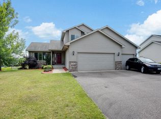 2406 Greenbriar Ln, Buffalo, MN 55313
