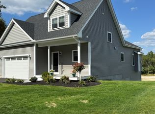 6 Chickadee Way #23, Upton, MA 01568