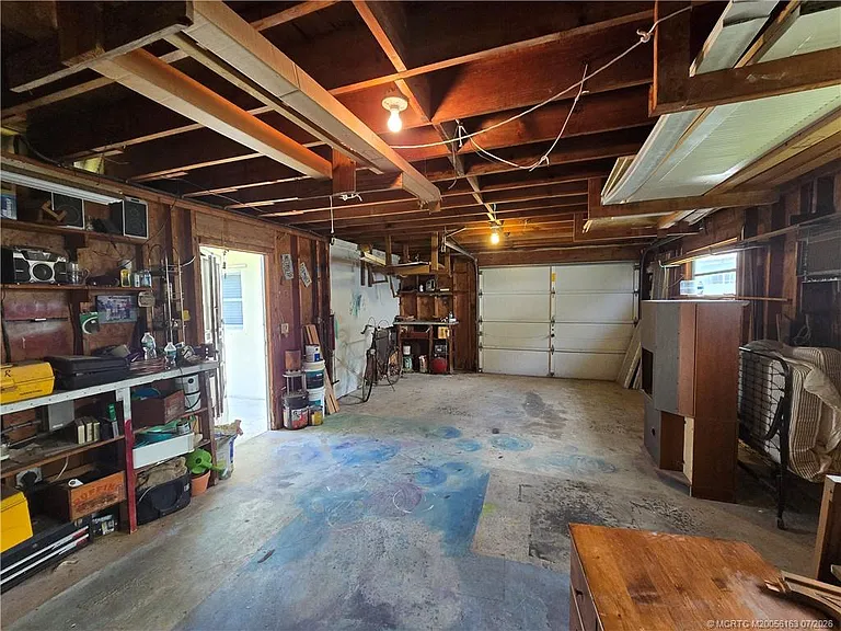 2648 Rockcrest Ct — Photo 38