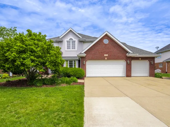 1071 Yamma Rdg, New Lenox, IL 60451