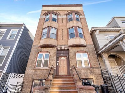 811 Montgomery St APT 3R, Jersey City, NJ, 07306