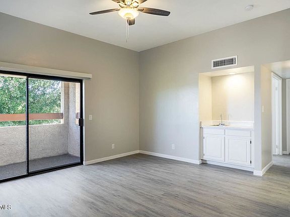 4th image of 2959 N 68th Pl Unit 205