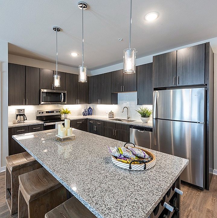 D Model (2 Bedroom, 2 Bath)