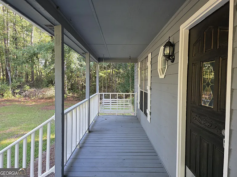 206 Old Lake Rd — Photo 2