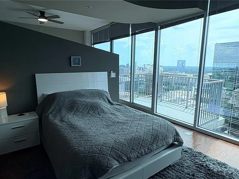 400 W Peachtree St NW #2905 — Photo 16