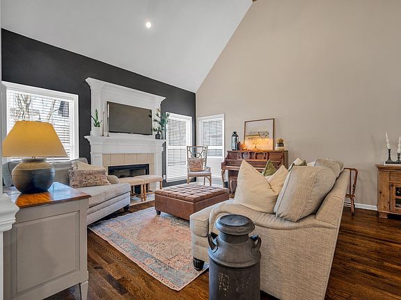 2nd image of 2949 Madison Ave
