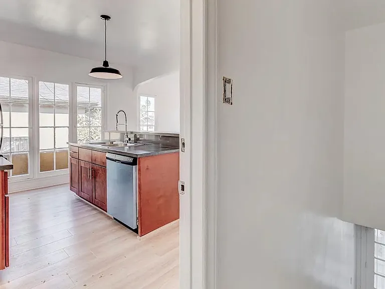 1704 Miramar St #1706 — Photo 2