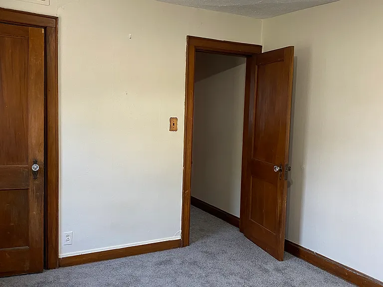 1385 Northwest Blvd #C — Photo 11