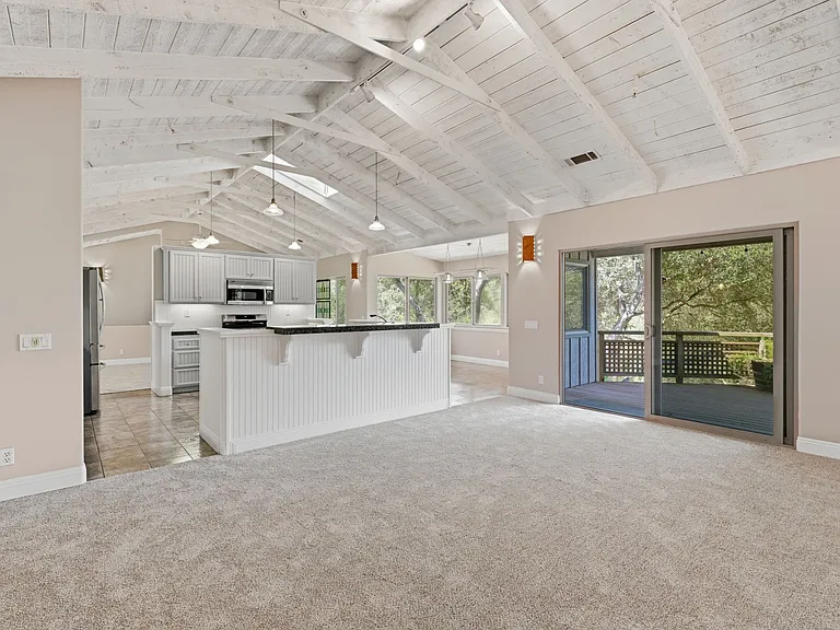 1585 Tecalote Dr — Photo 15