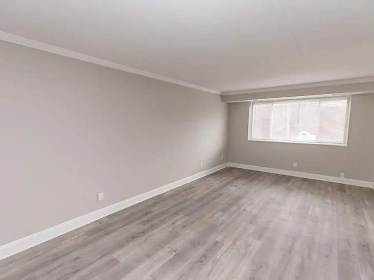 7310 Whittington Dr #16 — Photo 3