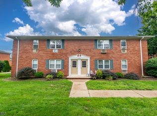 1124 Valley Rd APT 2A, Wayne, NJ 07470