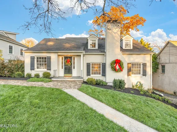 704 Forest Heights Rd, Knoxville, TN 37919